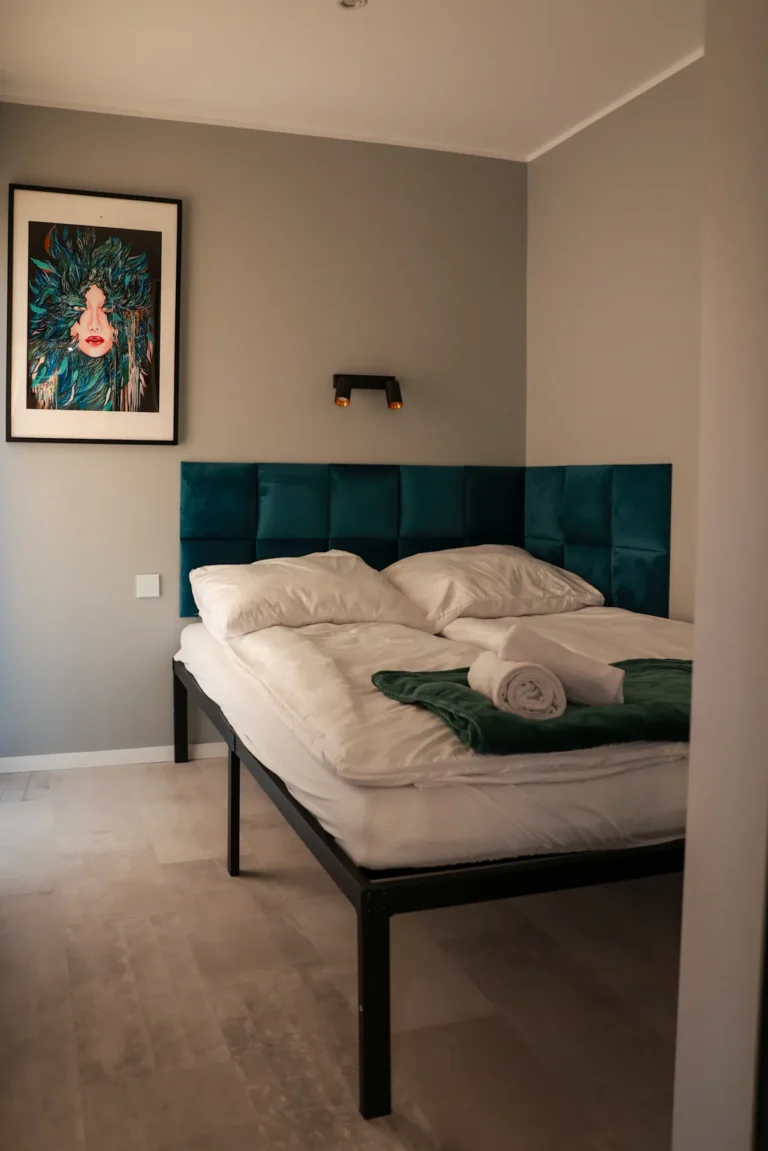 b751bac2-23ee-4532-9de7-4c324662ceda