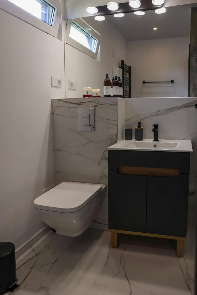 f7f1c291-fb2c-4e81-9c35-456db4004ff9